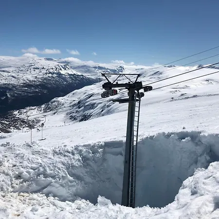 Roldal A With A View 펜션 Horre