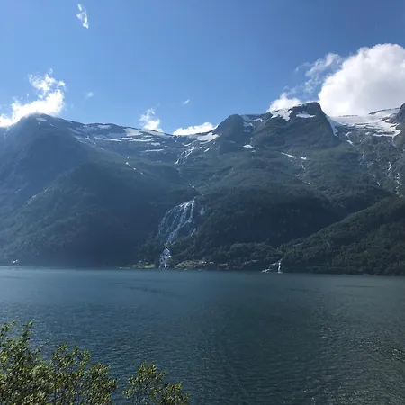 Roldal A With A View 度假居 Horre